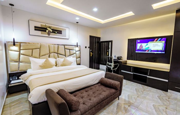 Roston Hotels