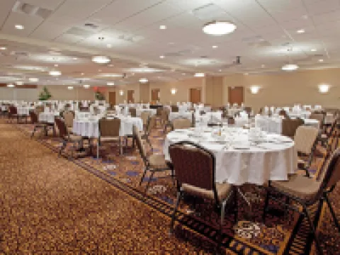 Holiday Inn PURDUE - FORT WAYNE by IHG Hotels in Fort wayne