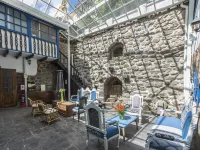 X.O Art House Hotels in Cuscon maakunta