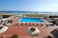 Hotel Embassy - Swimmingpools
