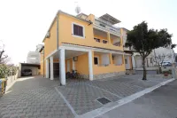 Rooms and Apartment Matosevic - Pensions