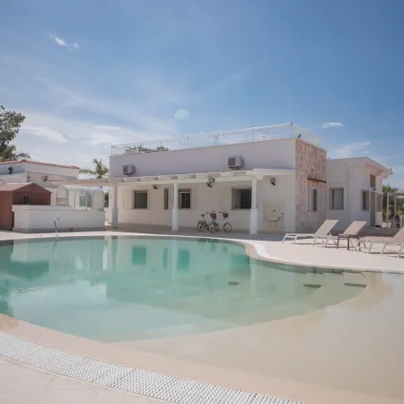 Villa Azzurra Seaview In Monopoli Puglia