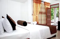 Cave Kithulgala Hotels in Nawalapitiya