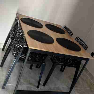 Flat Itajuru Dining/Meeting Rooms