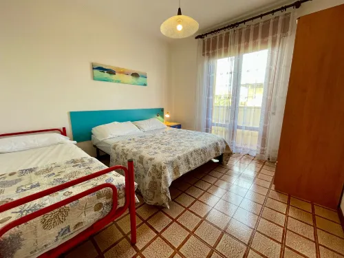 Spacious Apartment Near the Beach -  Apartamentos vacacionales