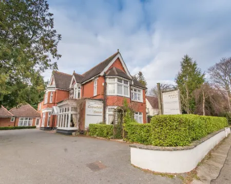 Grovefield Manor Poole otelleri
