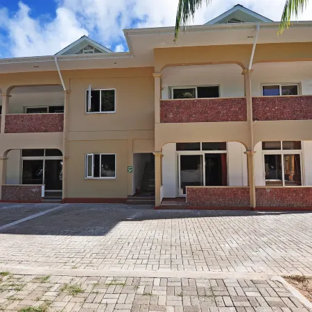 Yasad Residence