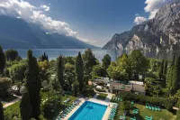 Du Lac Et du Parc Grand Resort - Beach
