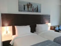 Ambar Sarovar Portico Hotels in Гандхідхам