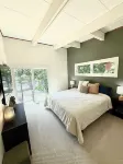 Lake Home on Deadshot Bay of Detroit Lake 디트로이트 호 주변 호텔