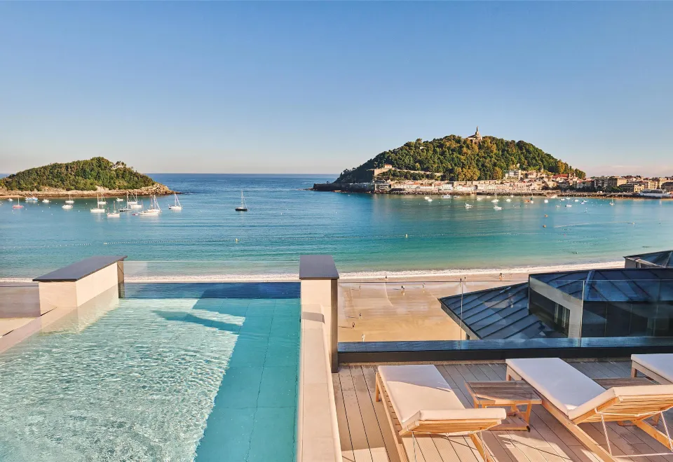 A Feast for the Senses: The Ultimate Guide to Luxury Hotels in San Sebastián