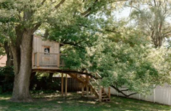 Hot Tub, Pool, and Outdoor Entertainment Area - Spacious Oasis