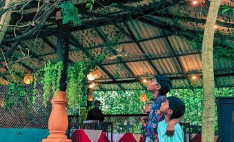 Sundaras Family Suites