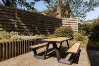 Huswell - Villa Near Beach With Double Parking Hotels in Oostduinkerke