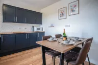 Anchor Well - 2 Bedroom - Ludchurch Hotels near The Malthouse