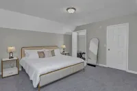 Cozy and Quiet- Private Upstairs Duplex Hotels near Sesquicentennial State Park