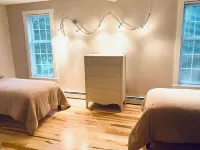 Downtown Kennebunk Home - Spacious! - Walk to area shops and restaurants!