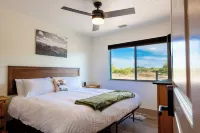 Pool, Sauna, Hot Tub, King Size Beds, BBQ, Easy Access to Sedona@Dark Sky Ranch!