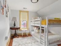 Historic Home w/ Sauna, HotTub, Speakeasy & Game Room Hotels in Berkeley Springs