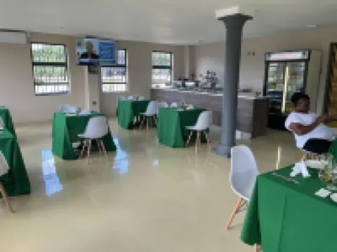 1橡樹旅館 托霍延杜酒店