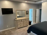 Spacious 4-bedroom house in Canyon Lake with WiFi, fitness area, large backyard