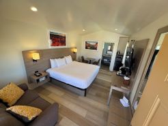 Mountain Ridge Cabins & Lodging Between Bryce and Zion National Park