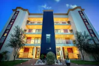Alexander Palace Hotel Apartment Hoteles en Sasaabi