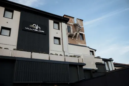 Ah Villa Glori Brescia Отели рядом с достопримечательностью «Via delle Grazie»