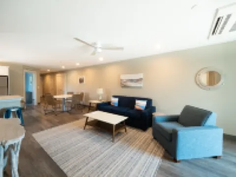 Long Beach Suites Hotels in Gloucester