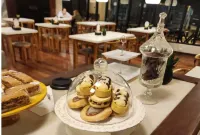 Hotel del Jardín - breakfast