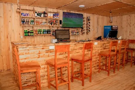 Wooden Haven Hotel Отели в г. Иринга