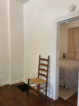 2Bed 1Bath 1930s KC Home off I-35 ~ Walking Distance to Coffee & Breakfast