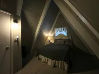 Cozy 3-bedroom cabin near beautiful Harbor Springs