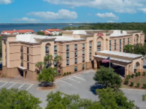 Hampton Inn & Suites Pensacola/Gulf Breeze Hotels in Santa Rosa County