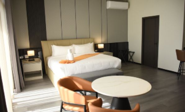 Grand Resort & Residences