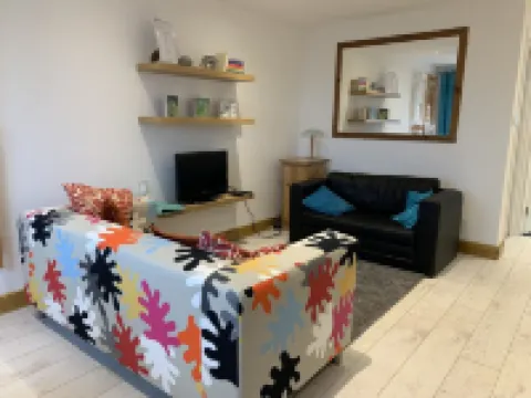 Lagoon View Cottage, just a step from the sea. Hotels in Newtownards