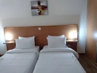 2 Bedroom Private vacation home in Calheta Hotels in Arco da Calheta