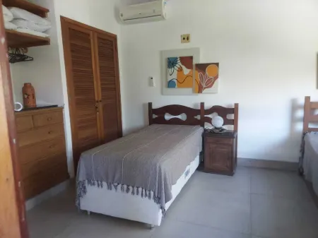 Special Cantin House - Taperapuan Beach Отели рядом с достопримечательностью «Taperapuan»