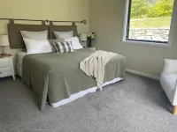 Up in the mountains!!! Luxury self contained unit. Hotels in Gibbston