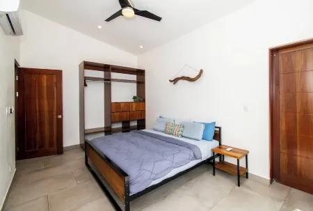 Central Villa Luna, 3 bdrs close to beach & National Park!