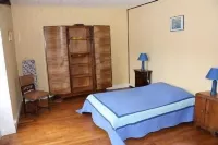 Independent cottage in a small village in the Morvan Regional Park