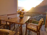 Stunning home with private parking included and views of Positano