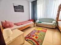 Modern apartment with WiFi in the old town (near the market square)