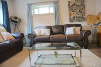 1 King bed + SofaQueen, Entire suite, By the Beach, Casino, Arena, kids parks.