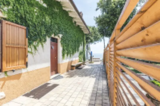 Vasto, Abruzzo, in villa 100 m from the Adriatic Sea.