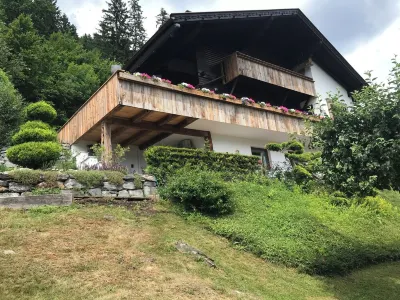 "The Lakeview" HAS EXPANDED: Rooftop Apartment 1. 10% discount from 7 days booking Hotels near Bleistätter Moor