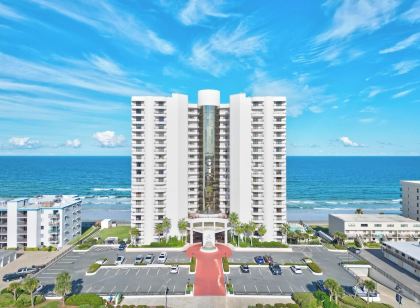 Oceanfront 2Br 2BA Condo with Long Stay Discount Daytona Beach Shores