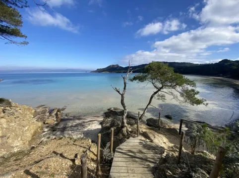 T2 ideally located between Cassis, Aix en Provence and Marseille