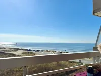 Sea view apartment at the foot of Merlimont beach
