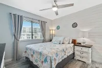 Ready for a Beach Vacation  - Condo, Gulf Shores, AL